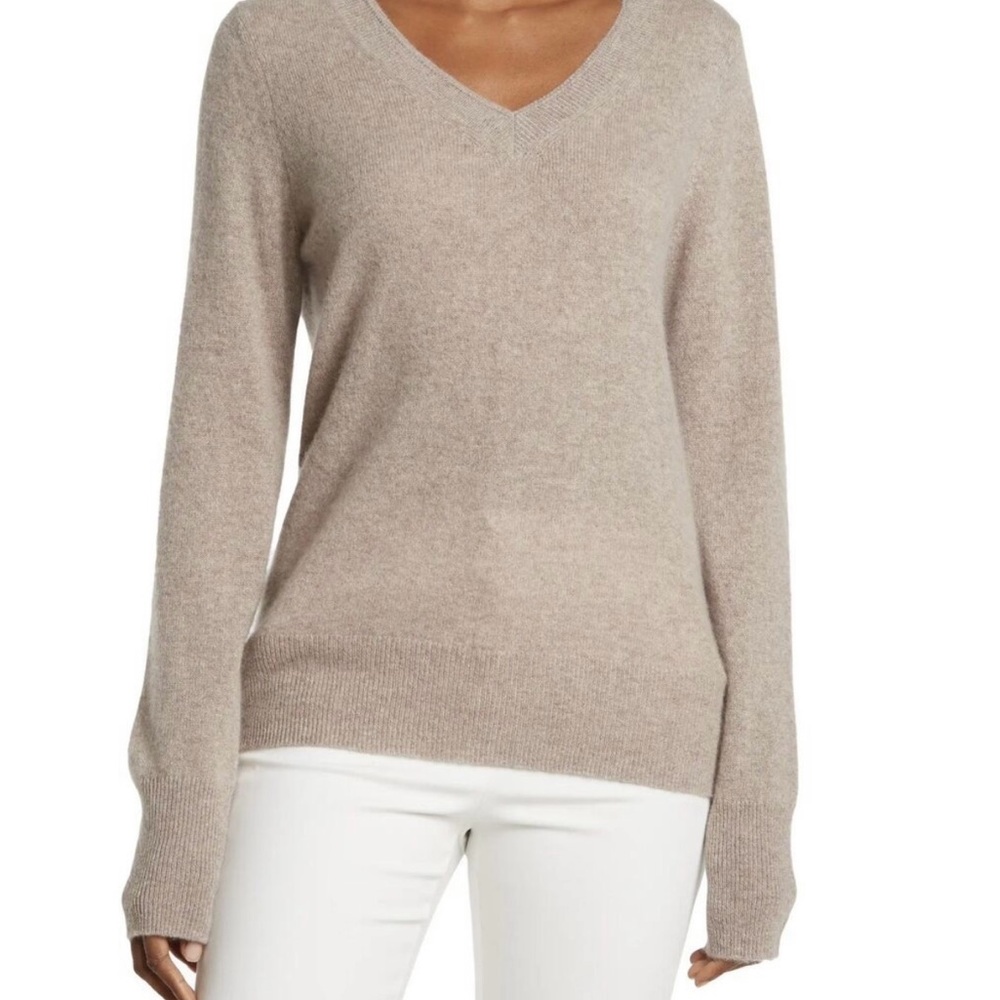V-Neck Cashmere Sweater Brown